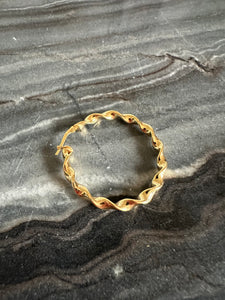 Chunky hoop