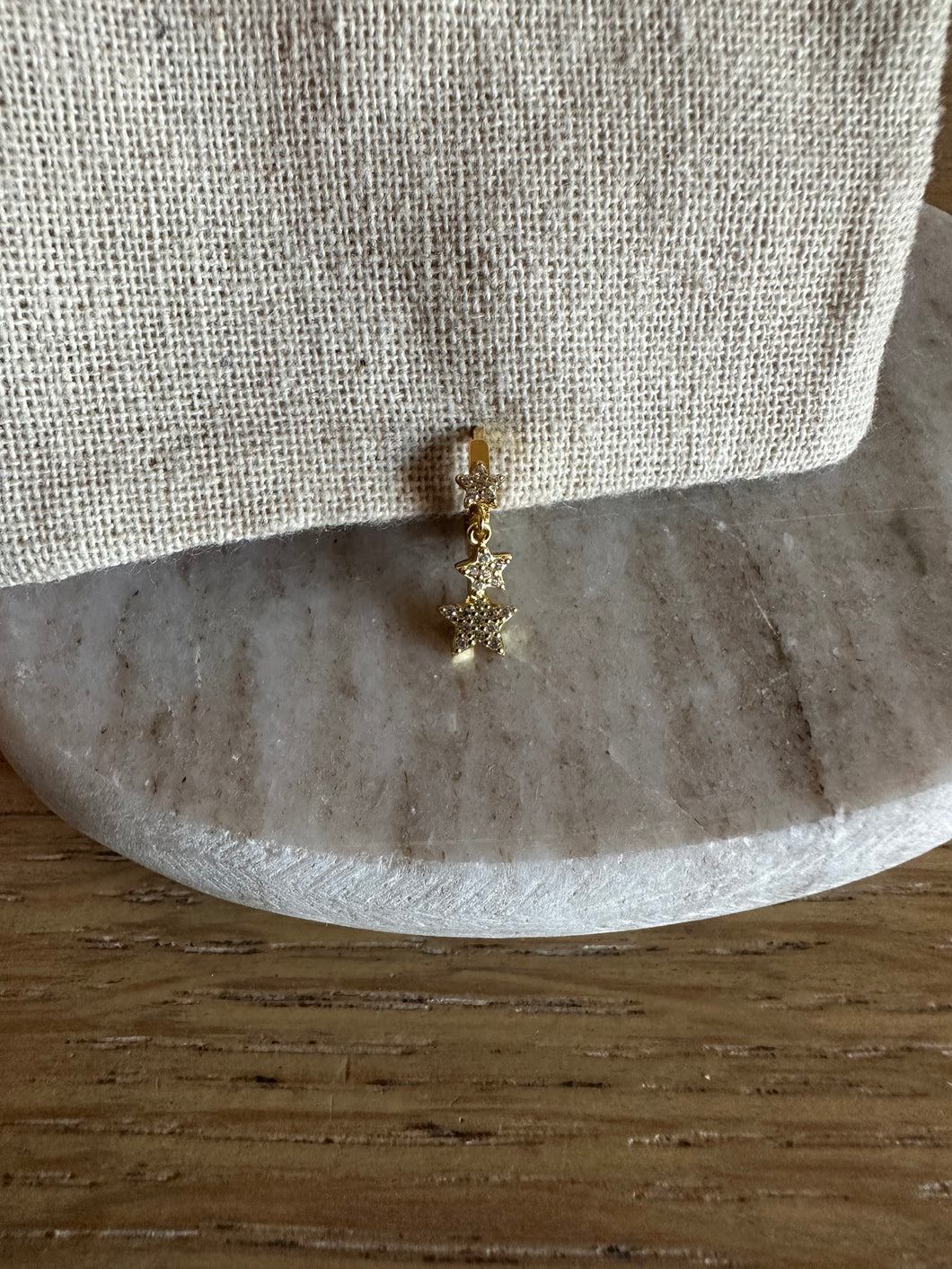 Triple stars hoop