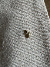 Load image into Gallery viewer, Spring leaf