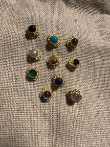 Gem stud
