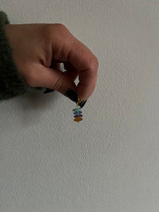 It takes four colors