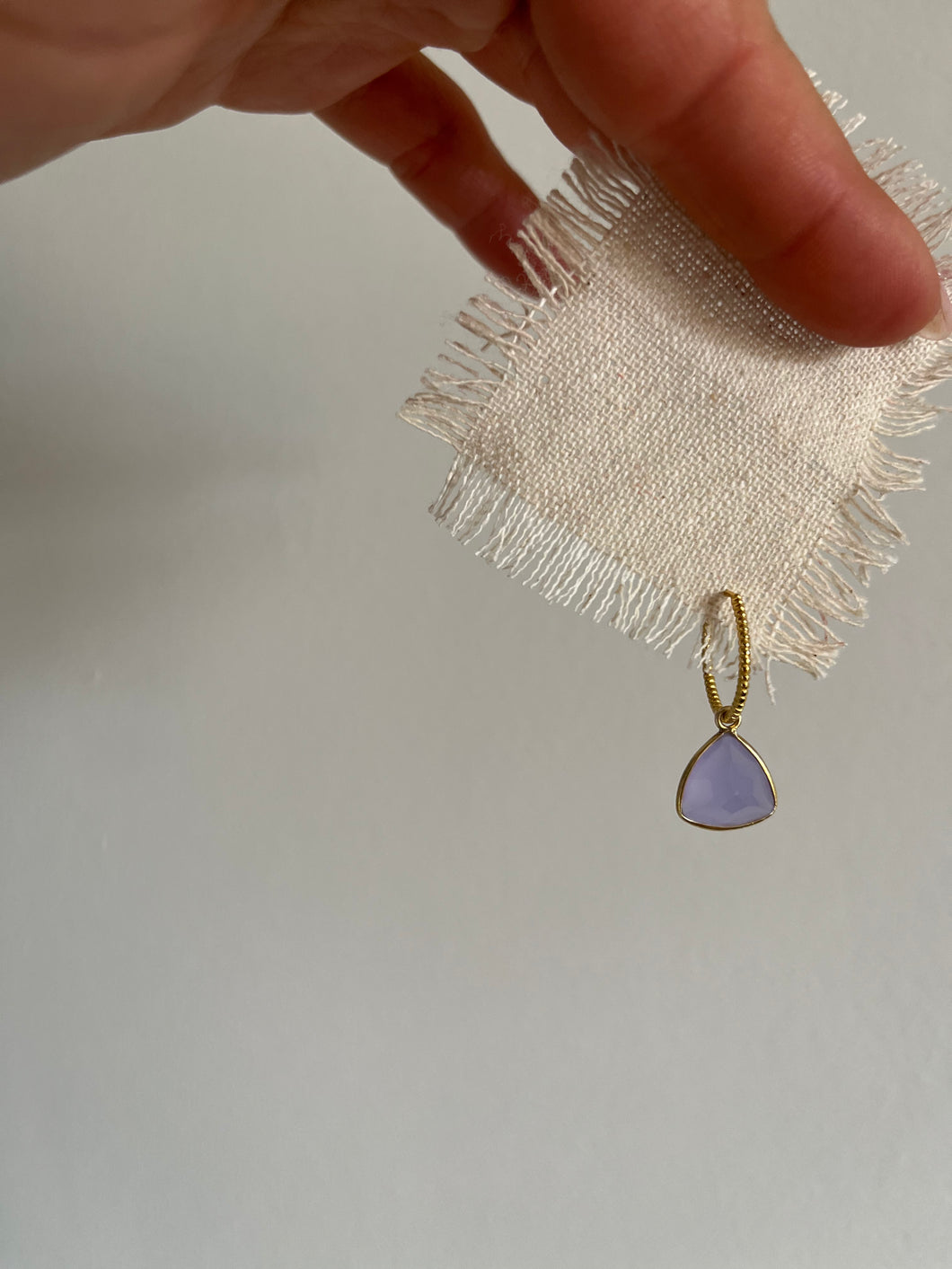 Lila gem