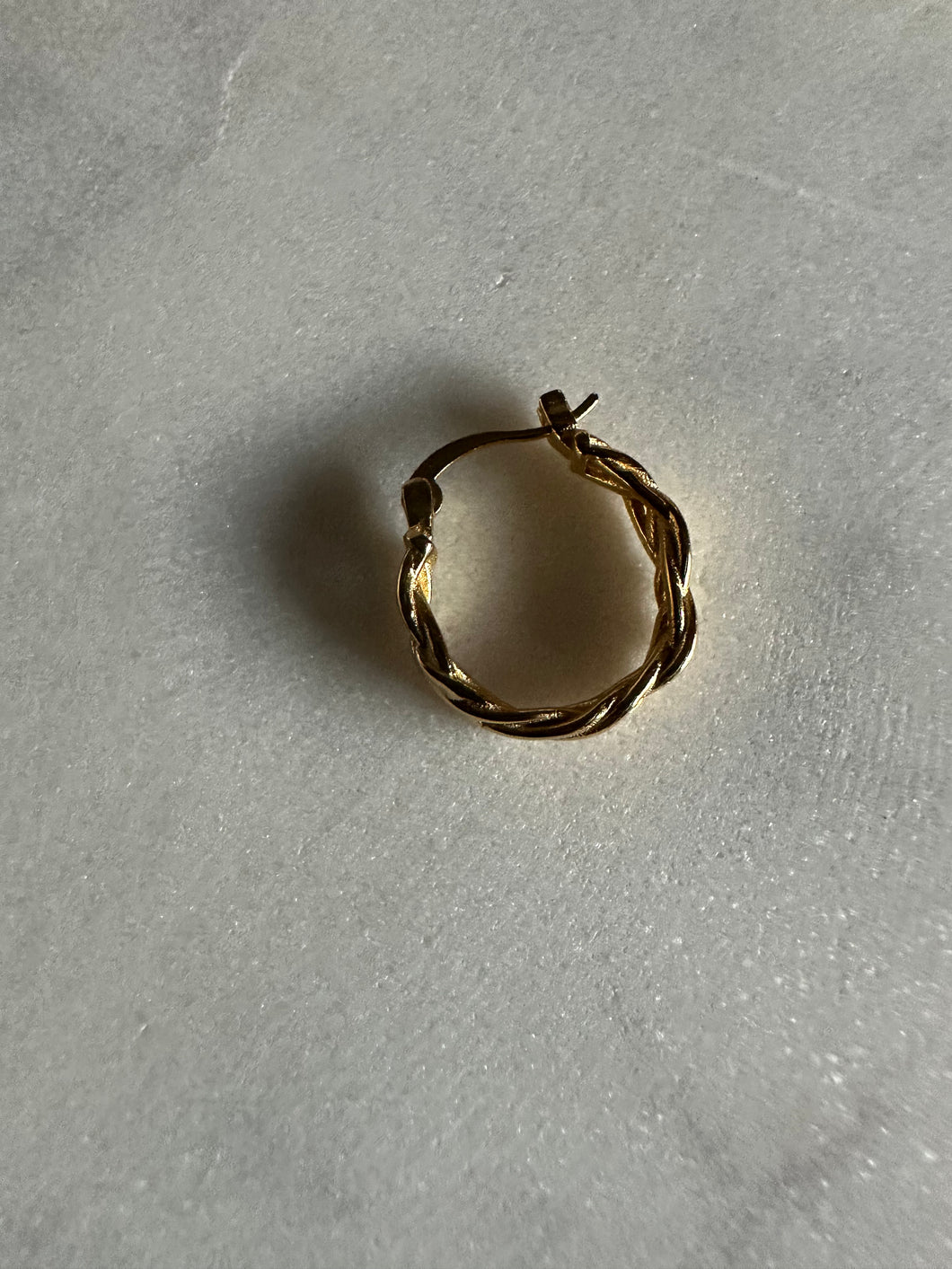 Woven hoop
